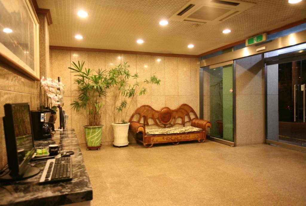 New World Hotel Yongsan 首爾 外观 照片